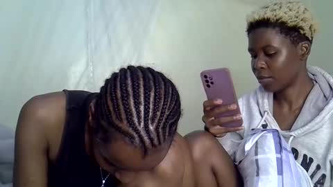 Snapshot of sleciahsha chatting on April 30, 5:19 pm sly online show from April 30, 5:19 pm