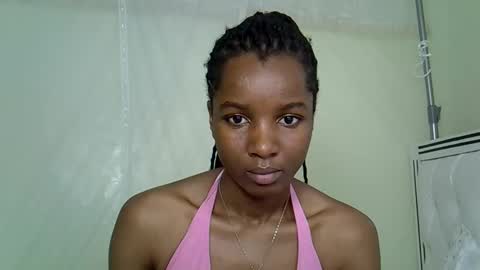 Snapshot of sleciahsha chatting on May 18, 12:22 pm sly online show from May 18, 12:22 pm