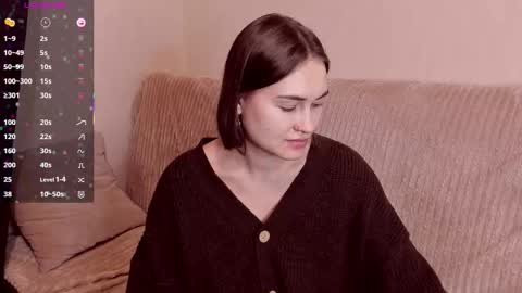 Alice online show from November 22, 4:39 pm