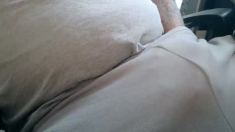 Snapshot of sleek0120 chatting on February 16, 3:41 pm sleek0120 online show from February 16, 3:41 pm