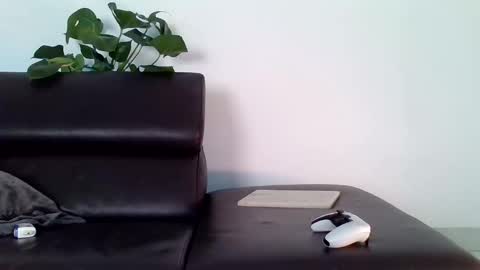 sleeperly online show from October 11, 9:41 am