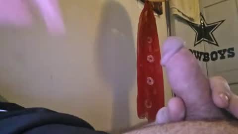 Snapshot of slevink214 chatting on August 3, 7:28 pm slevink214 online show from August 3, 7:28 pm