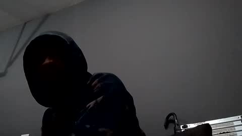 Snapshot of slickerthan12 chatting on January 24, 1:24 am BBC Hanging online show from January 24, 1:24 am