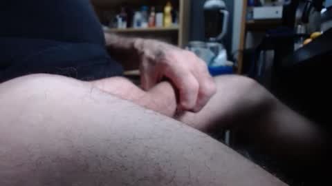 sliderguy699 online show from December 21, 2:13 pm