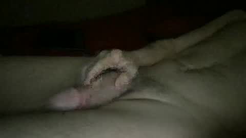 Snapshot of slienthear83 chatting on March 8, 3:45 pm slienthear83 online show from March 8, 3:45 pm