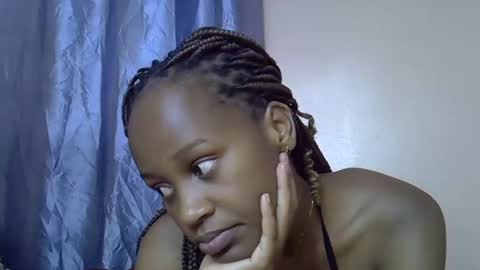 Snapshot of slim_alicia chatting on November 28, 3:42 am Alicia online show from November 28, 3:42 am