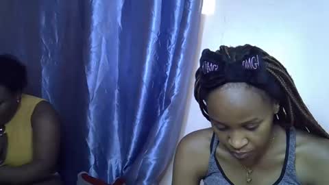 Snapshot of slim_alicia chatting on December 17, 7:58 am Alicia online show from December 17, 7:58 am