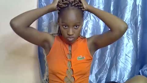 Snapshot of slim_alicia chatting on February 23, 12:46 pm Alicia online show from February 23, 12:46 pm