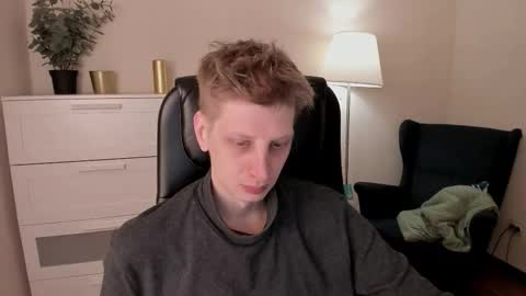 Andy online show from February 13, 8:38 pm