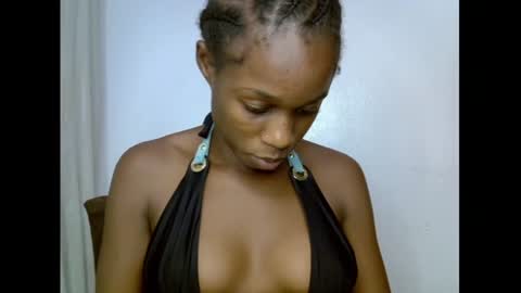 Snapshot of slim_candy12 chatting on July 9, 7:29 pm Lily online show from July 9, 7:29 pm