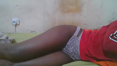 Snapshot of slim_girl3 chatting on April 28, 5:34 am slim_girl3 online show from April 28, 5:34 am