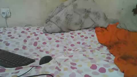 Snapshot of slim_girl3 chatting on April 29, 5:30 pm slim_girl3 online show from April 29, 5:30 pm