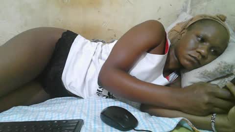 Snapshot of slim_girl3 chatting on August 2, 8:46 am slim_girl3 online show from August 2, 8:46 am