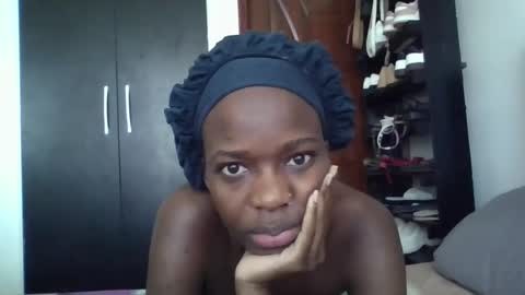 Snapshot of slim_l2 chatting on March 10, 12:43 pm slim_l2 online show from March 10, 12:43 pm