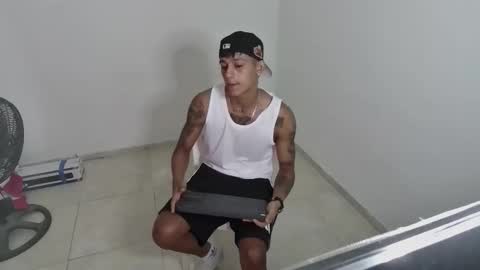 slim_master12 online show from September 15, 6:35 am