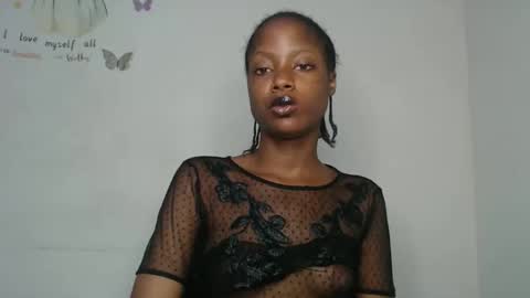 Snapshot of slim_perry chatting on February 17, 1:51 pm perry online show from February 17, 1:51 pm