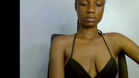 Alice online show from April 18, 7:07 pm