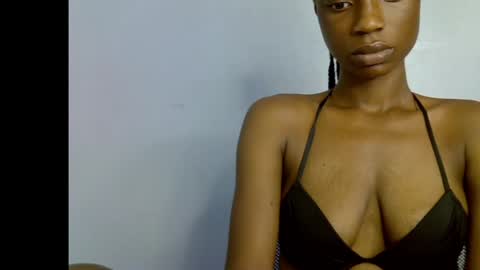 Alice online show from April 19, 8:02 am