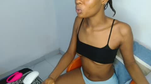 Bella online show from July 14, 8:14 pm