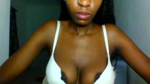 slimandthick1 online show from March 16, 8:46 pm