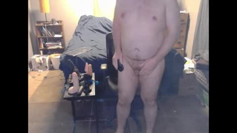 Snapshot of slimdizzy64 chatting on April 2, 1:58 am slave drew or slut online show from April 2, 1:58 am
