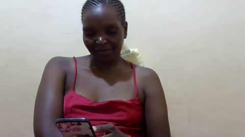 Snapshot of slimmygal chatting on February 8, 1:11 pm slimmygal online show from February 8, 1:11 pm