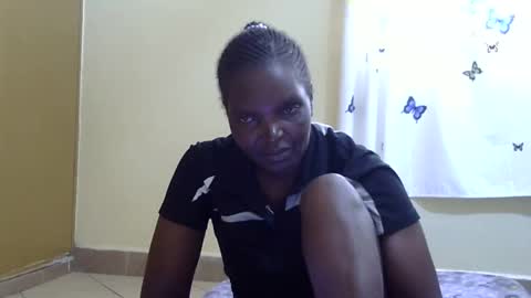 Snapshot of slimmygal chatting on February 18, 8:16 am slimmygal online show from February 18, 8:16 am