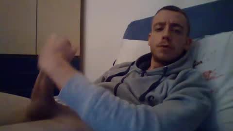 Snapshot of slowlo98 chatting on December 28, 5:03 pm Steven online show from December 28, 5:03 pm