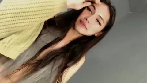 slut4attention online show from April 12, 5:56 am