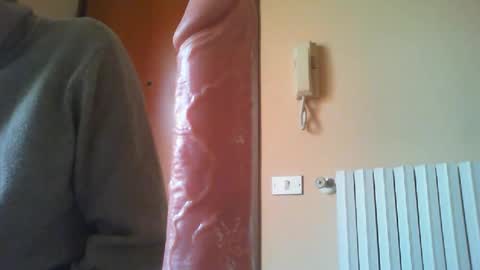 SluttySub online show from December 4, 9:40 am