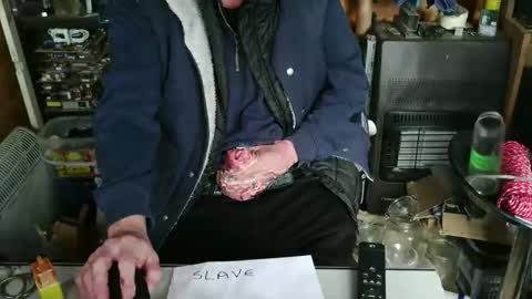 slutboybot online show from November 20, 1:33 pm