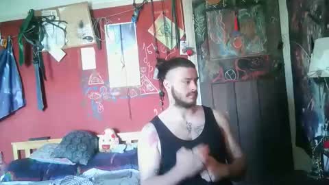 Snapshot of slutsfriend chatting on May 30, 11:18 am Slutsfriend online show from May 30, 11:18 am