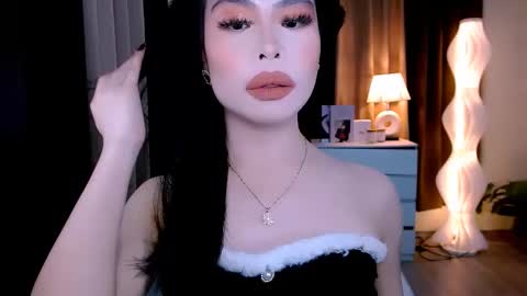 slutty_aurora online show from September 24, 8:06 am