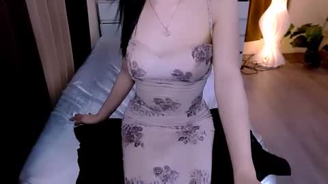 slutty_aurora online show from October 7, 8:33 am