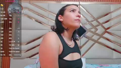 Snapshot of sluttyandmature chatting on June 20, 12:19 pm MARCELA online show from June 20, 12:19 pm