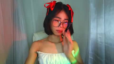 sluttypatotie online show from October 7, 4:59 pm