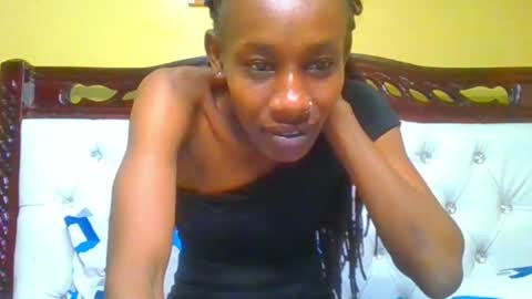 Snapshot of sluttysam_ chatting on June 29, 10:10 pm Sexyslutt online show from June 29, 10:10 pm