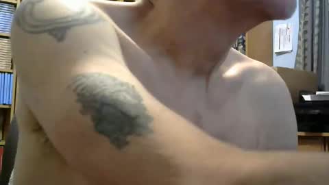 sluttyslave81 online show from May 21, 7:26 am