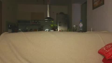 Snapshot of sly_gus chatting on May 31, 8:21 pm Gus online show from May 31, 8:21 pm