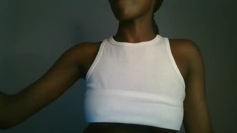 sly_rose online show from December 15, 8:02 pm