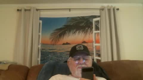 Snapshot of slydevil_sc chatting on February 5, 5:50 pm Sly online show from February 5, 5:50 pm