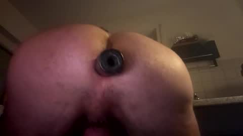 Snapshot of slyse69 chatting on December 19, 4:56 am slyse69 online show from December 19, 4:56 am