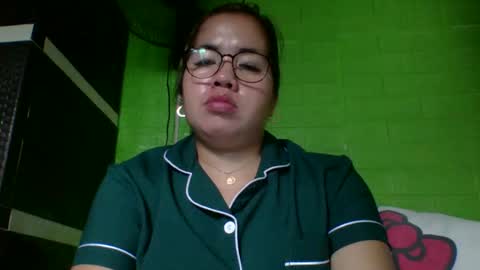 Lovewella online show from December 18, 1:11 am