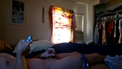 Snapshot of smallcckkoda chatting on January 3, 3:55 pm Koda online show from January 3, 3:55 pm