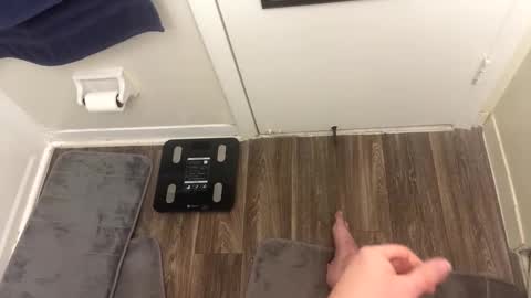 Snapshot of smalldick0324 chatting on November 13, 1:54 pm smalldick0324 online show from November 13, 1:54 pm