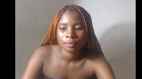 Snapshot of smallsluty chatting on May 21, 8:05 pm smallsluty online show from May 21, 8:05 pm