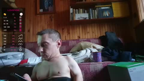 Snapshot of smallwithbig666 chatting on December 3, 11:44 am PIST PIST online show from December 3, 11:44 am