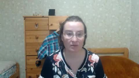 Snapshot of smart_rose chatting on September 30, 2:44 pm smart_rose online show from September 30, 2:44 pm