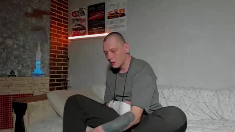 Snapshot of smegooool chatting on March 1, 6:32 pm smegooool online show from March 1, 6:32 pm