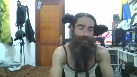 Snapshot of smile3555 chatting on October 11, 7:45 pm willy online show from October 11, 7:45 pm